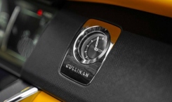 2024 Rolls Royce Cullinan Clock